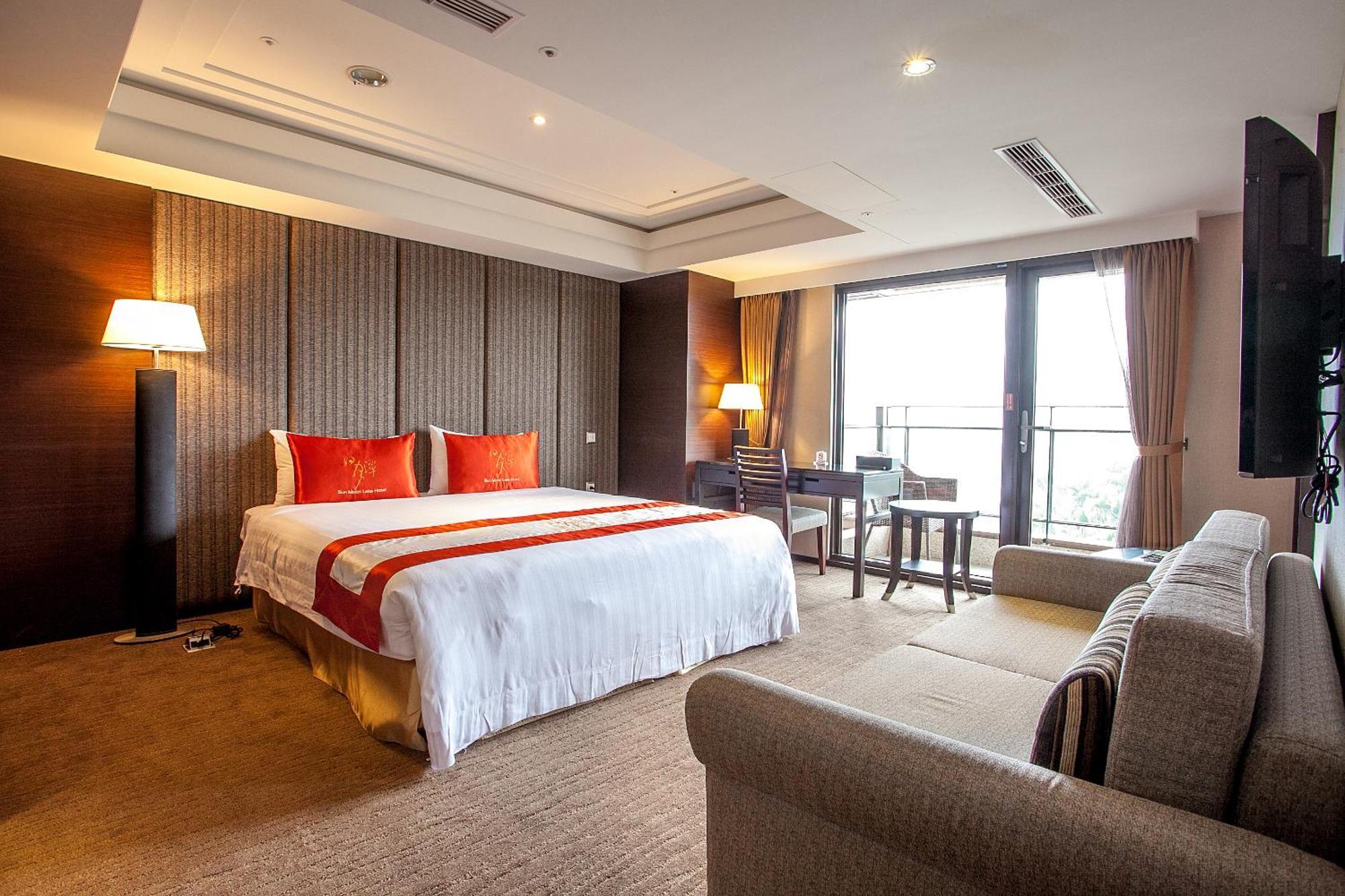 Sun Moon Lake Hotel Юйчі Номер фото