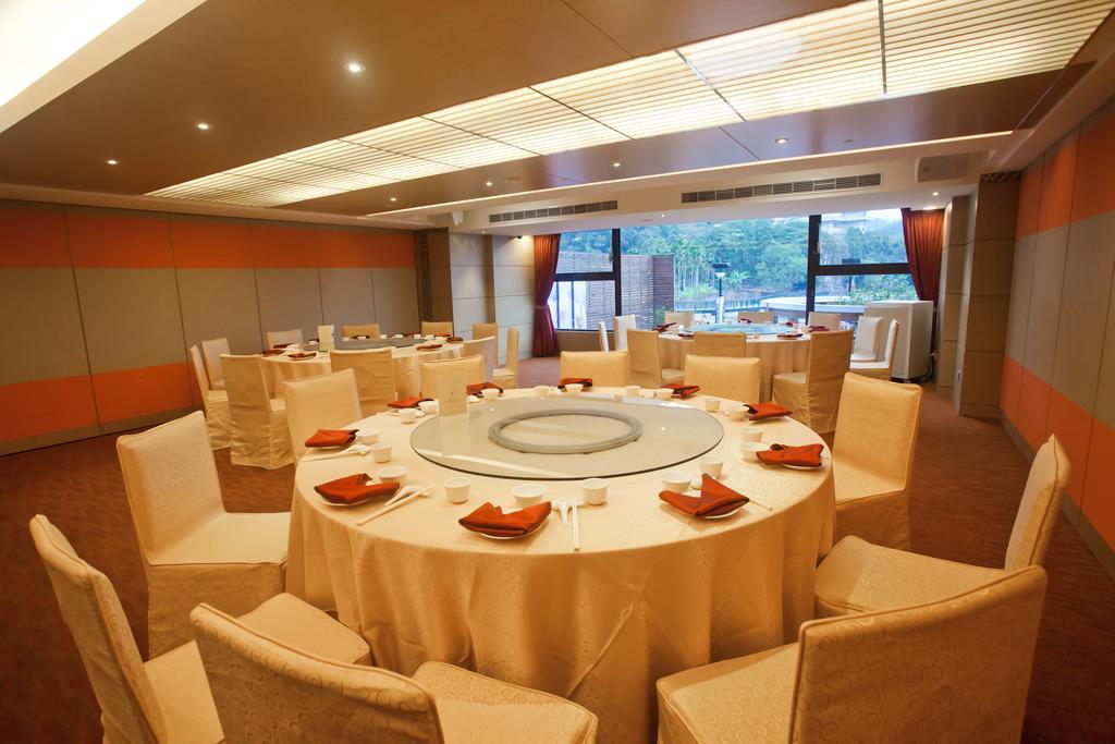Sun Moon Lake Hotel Юйчі Екстер'єр фото